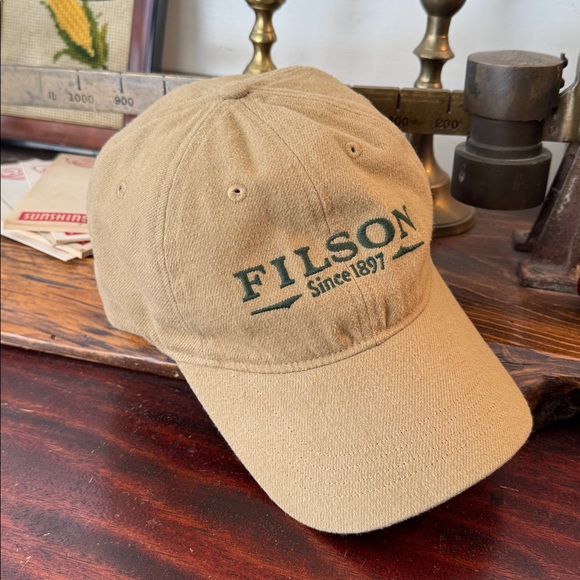 Filson Embroidered Cotton Flex Cap Hat size L - Picture 2 of 4